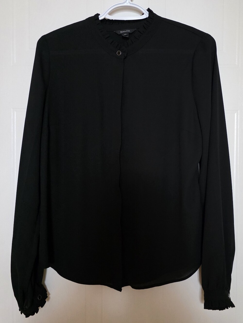 RW&CO. Ruffled-Neck Long Sleeve Button Up Blouse, Black, Small